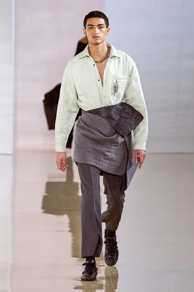 Look 21